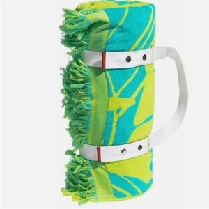 LOFT Beach Towel  84 x 72 Jumbo Size with Handle Green